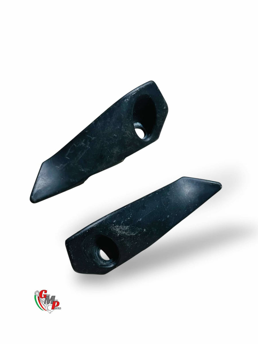 Paire Caches Plastiques Fixation Selle - Ducati
