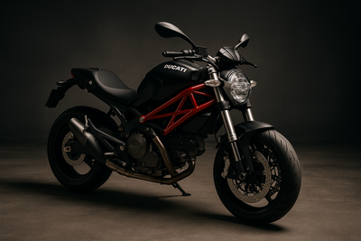 Monster 696