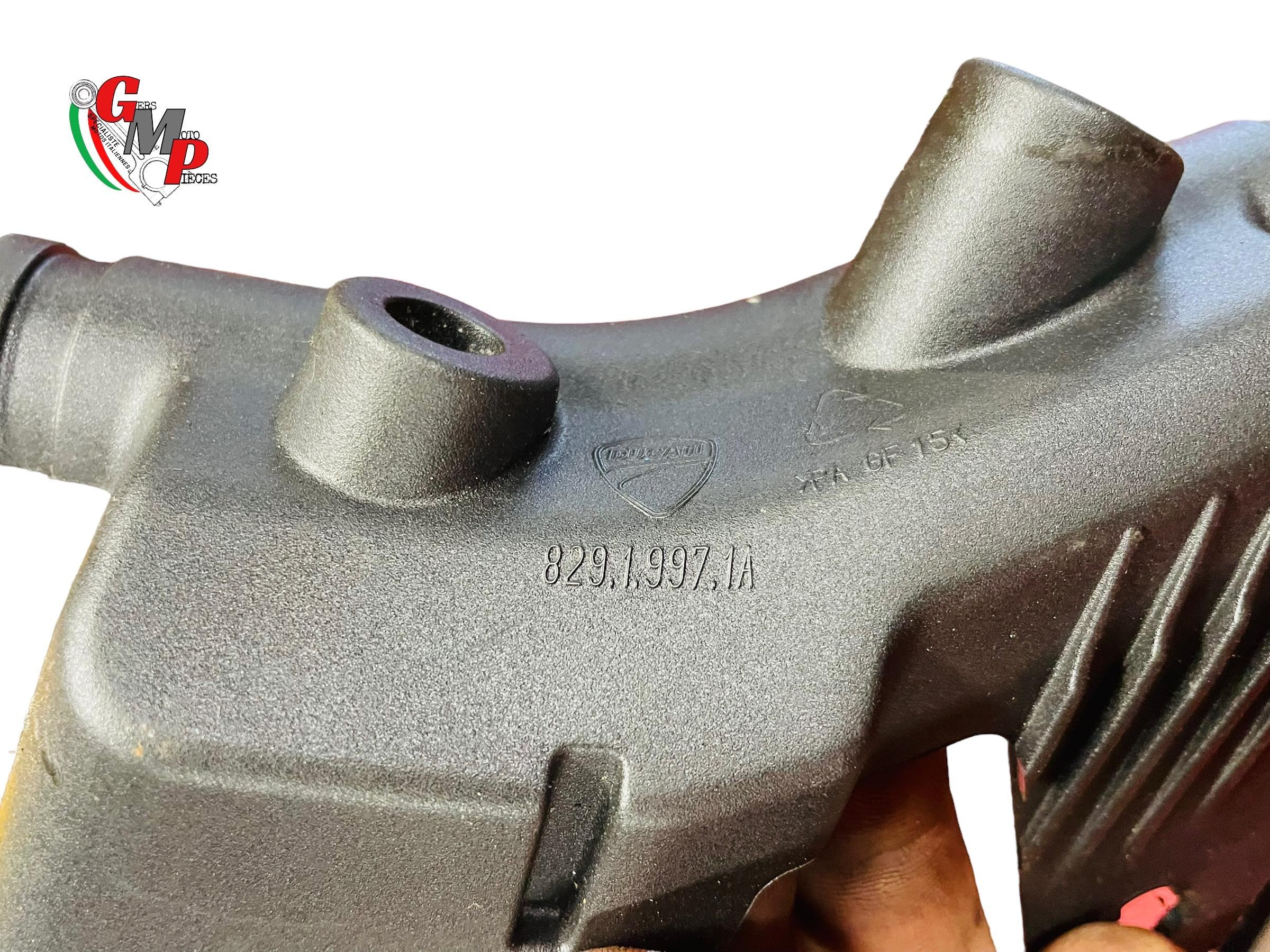 Plastique Passage Cable - Ducati