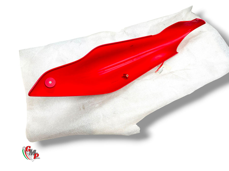 Panneau Lateral Arrière Droit Rouge NEUF - Ducati