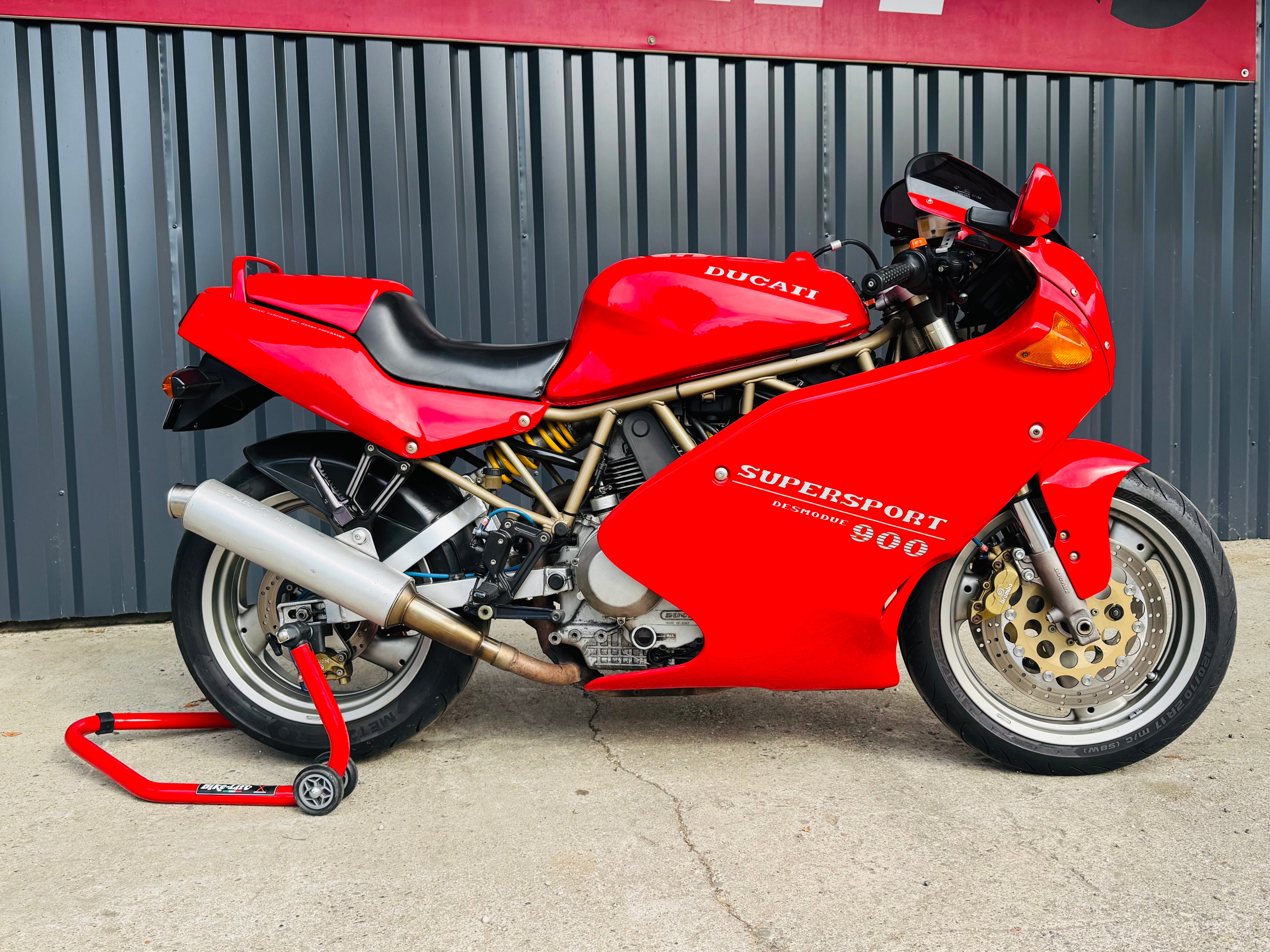 Ducati 900 Supersport 1996