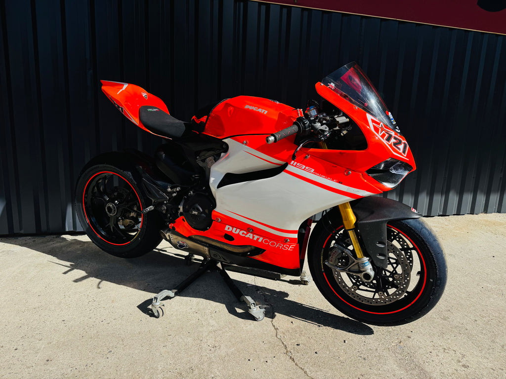 Ducati Panigale 1199s Piste