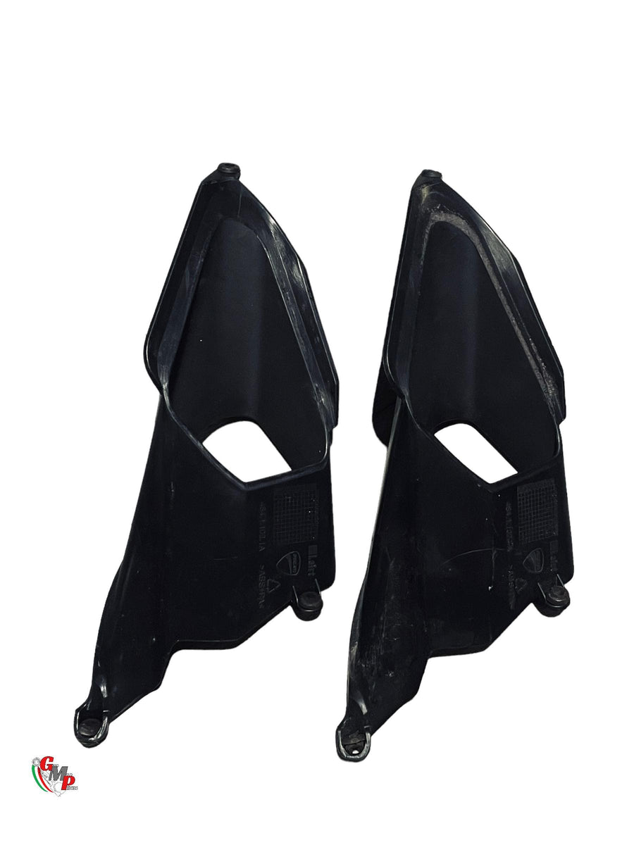 Entrées Air Coque Arrière Droite - Ducati