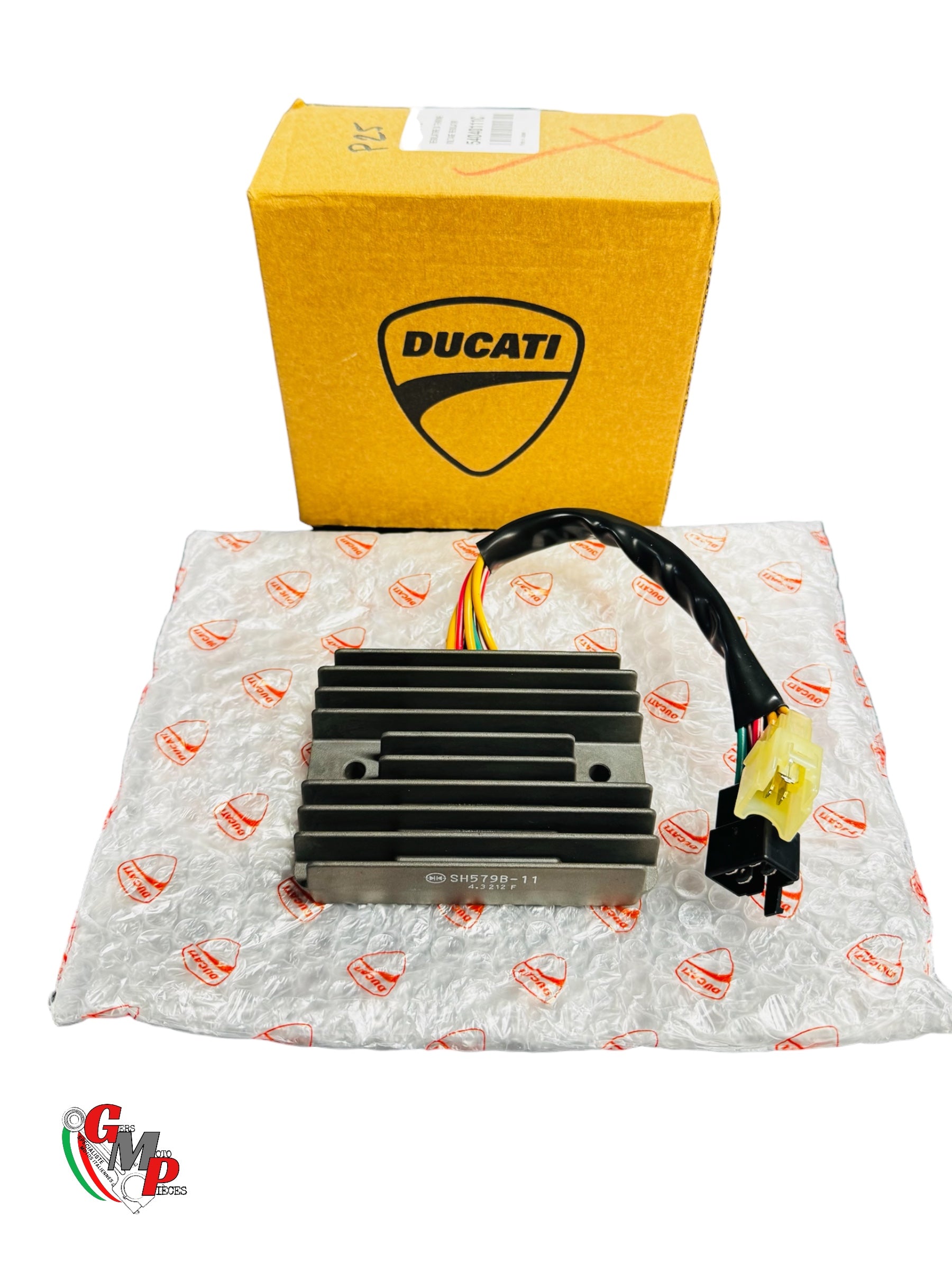 Regulateur de Tension NEUF - Ducati