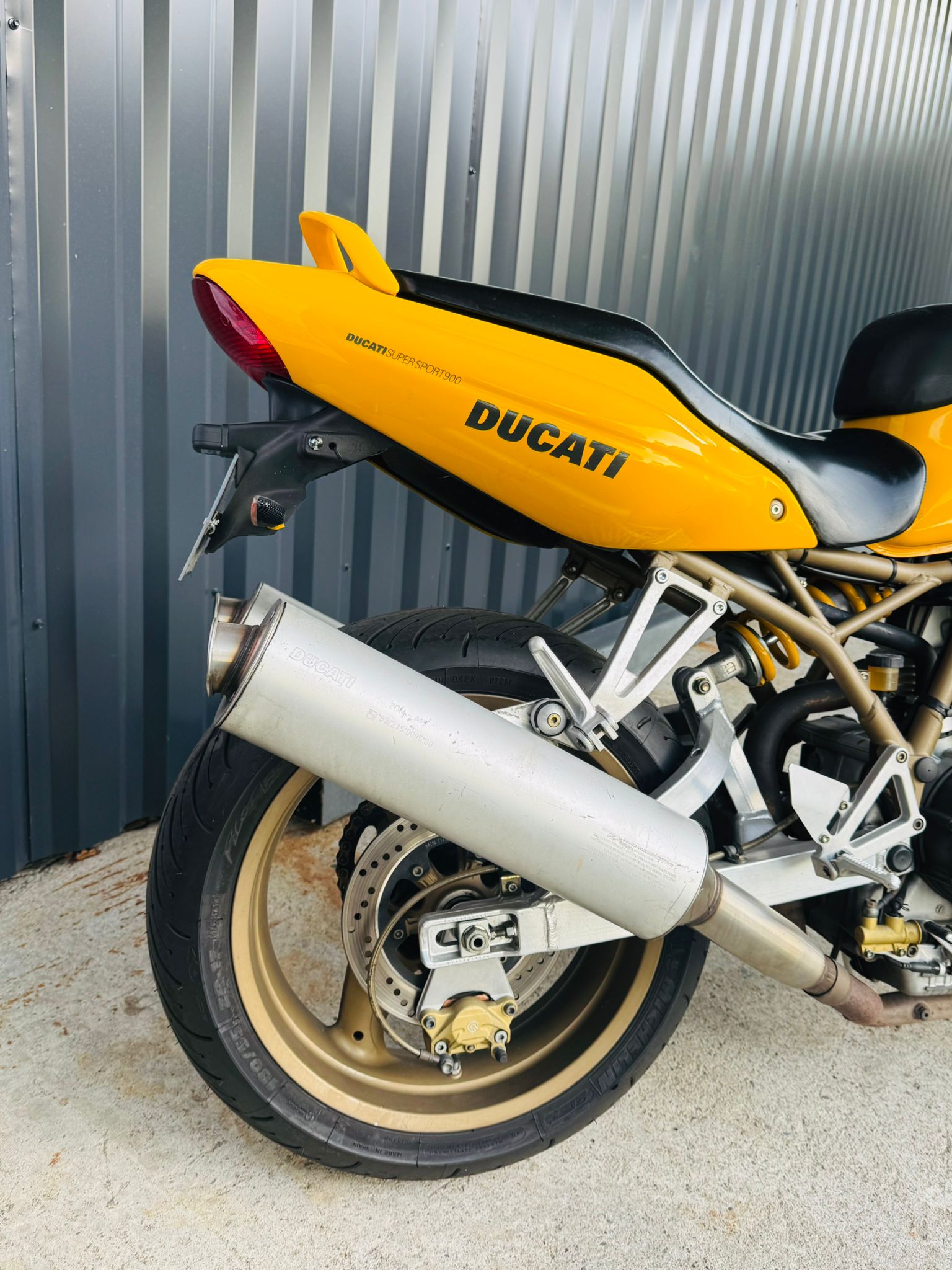 Ducati Supersport IE 900 1999