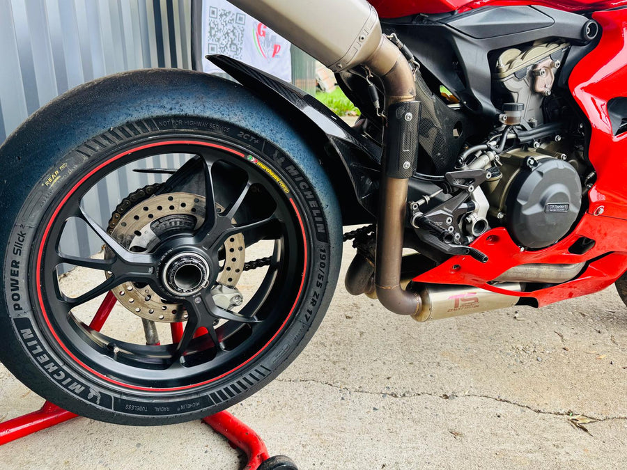 Ducati Panigale 1199s 2012 piste