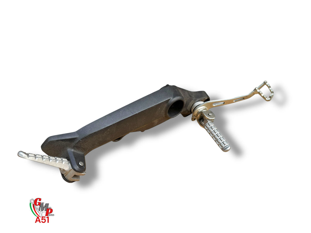 Platine Repose Pied Droit - Ducati